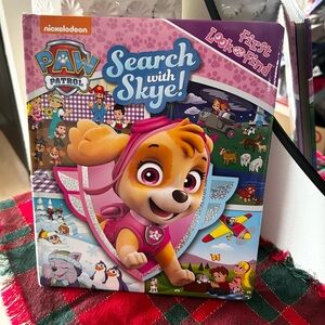 Nickelodeon PAW Patrol Skye Adventure Look & Find Book - Pink and Purple